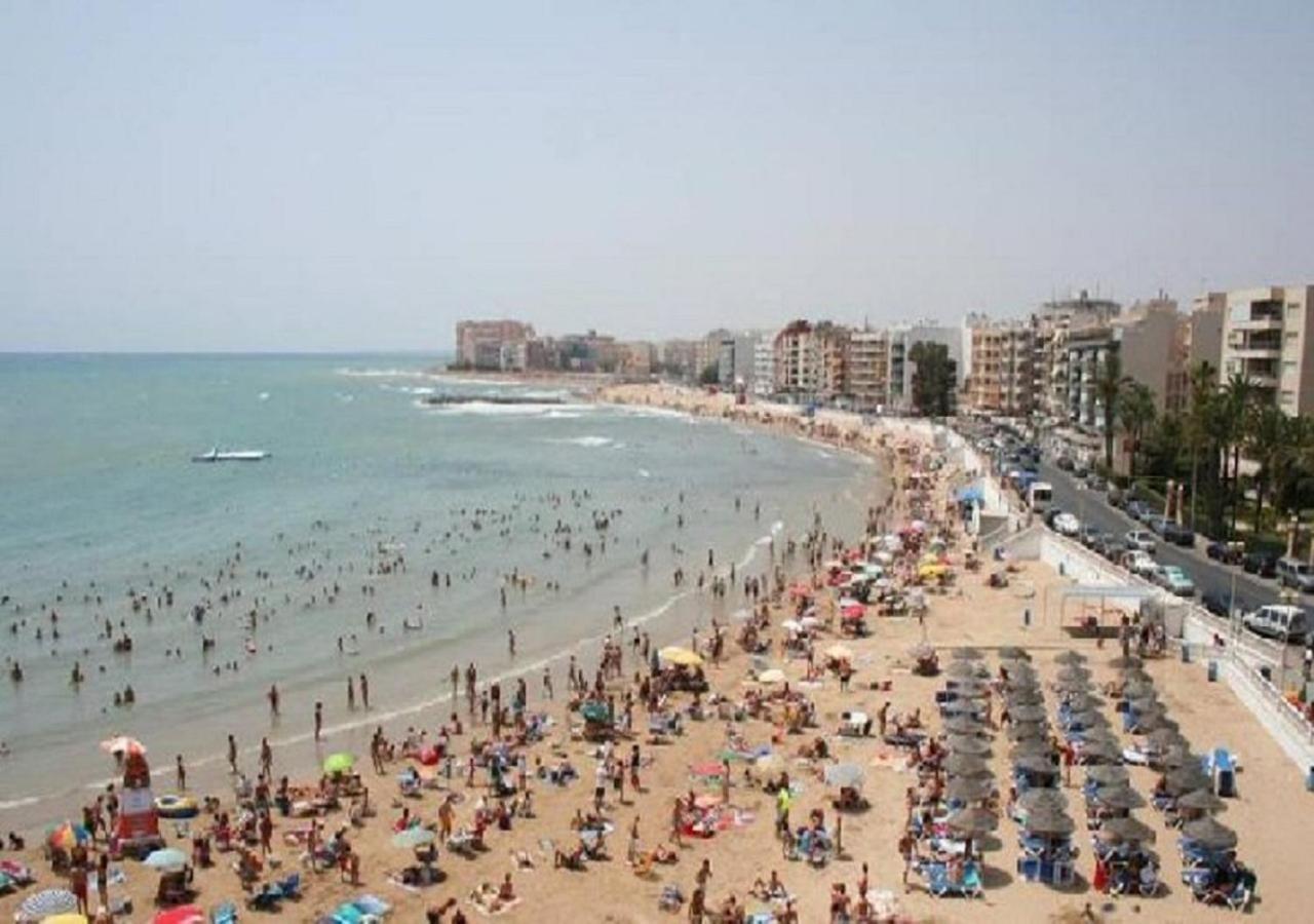 Torrevieja, La Torreta Ground Floor Apartment With Large Private Patio Garden ภายนอก รูปภาพ