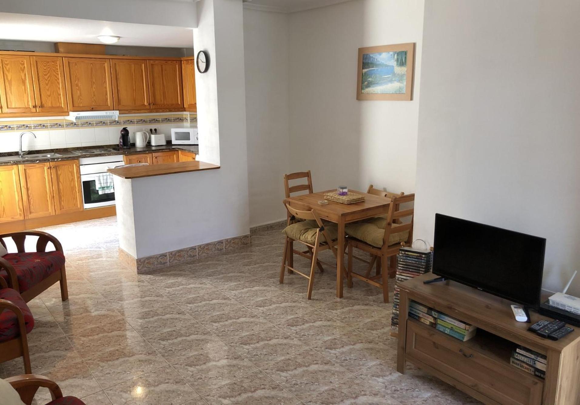 Torrevieja, La Torreta Ground Floor Apartment With Large Private Patio Garden ภายนอก รูปภาพ