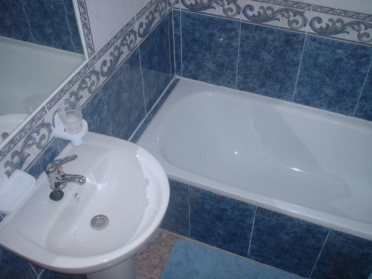 Torrevieja, La Torreta Ground Floor Apartment With Large Private Patio Garden ภายนอก รูปภาพ