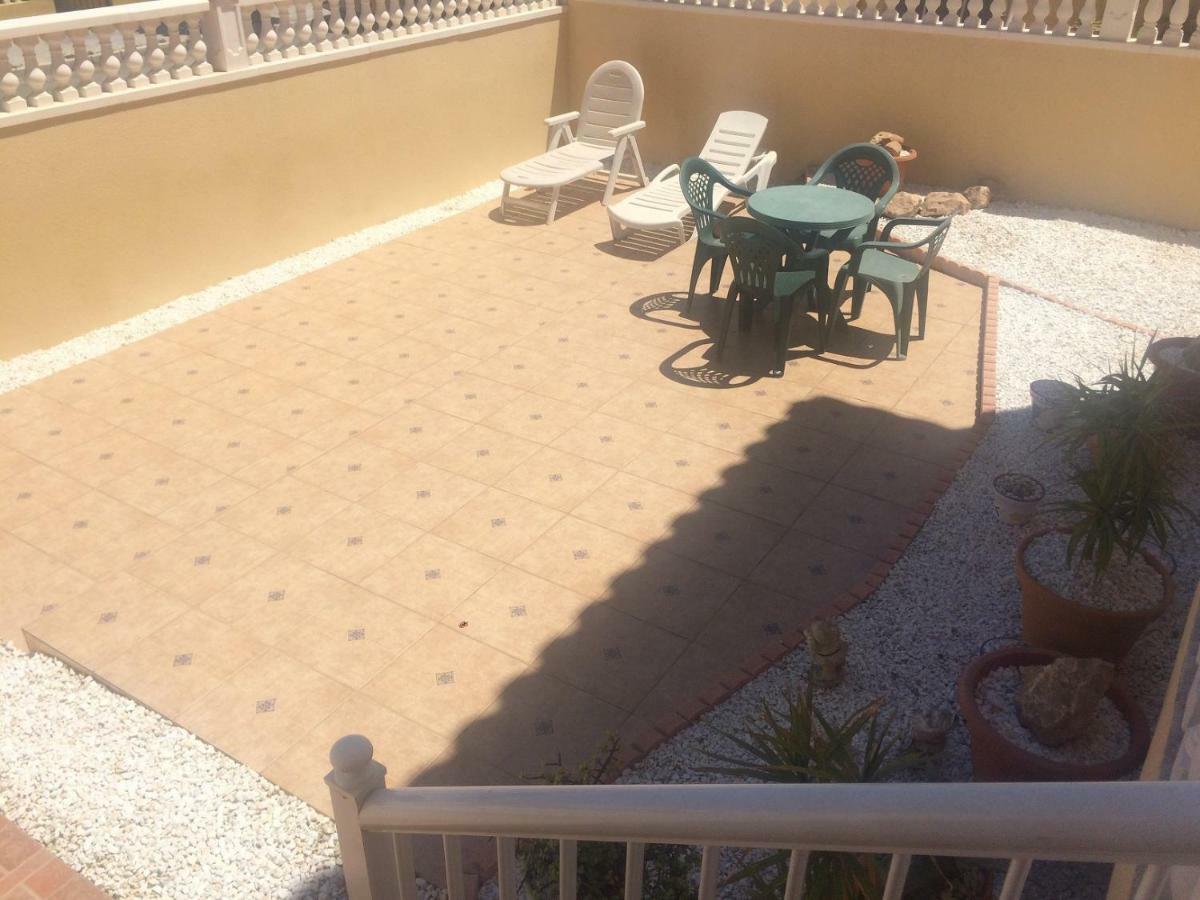 Torrevieja, La Torreta Ground Floor Apartment With Large Private Patio Garden ภายนอก รูปภาพ